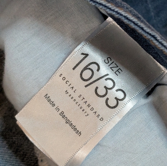 Social Standard Sanctuary High-Waisted Cropped Blue Jeans 16/33 - Picture 11 of 12